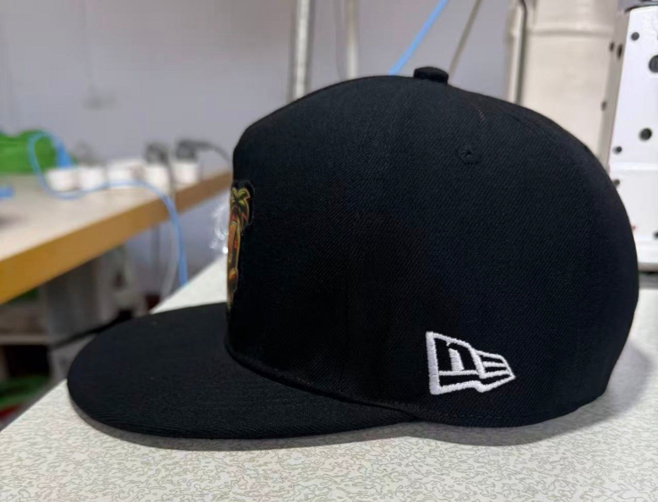 KEIRA IZUMI SIGNATURE SNAP BACK