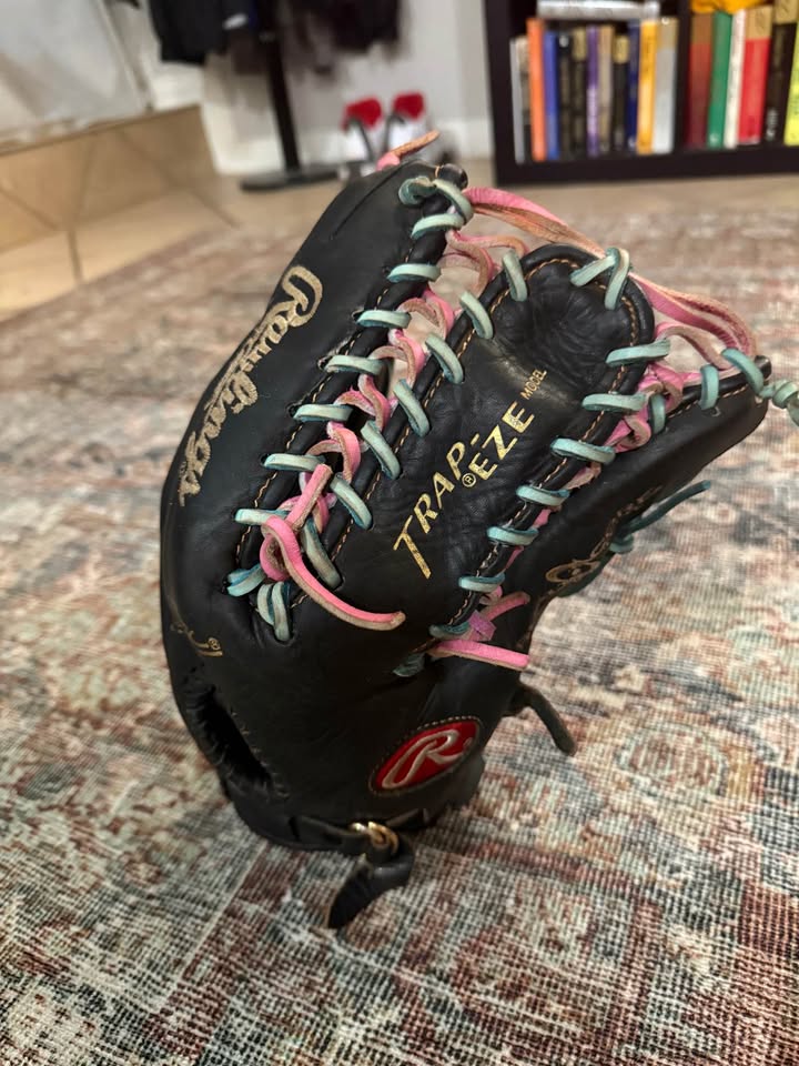 Rawlings 12.75 Heart of The Hide HOH glove RHT