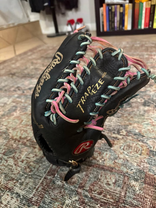 Rawlings 12.75 Heart of The Hide HOH glove RHT